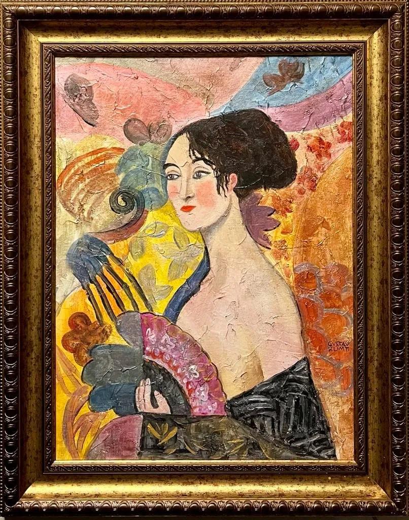 Gustav Klimt Women Female Portrait Austrian Madame Fan Symbolist: This lot consists of a hand-painted oil on canvas in the style of Gustav Klimt.It depicts a beautiful portrait of a women .Gustav Klimt(Austrian. 1862-1918) was an Austrian symbolist painter and one o