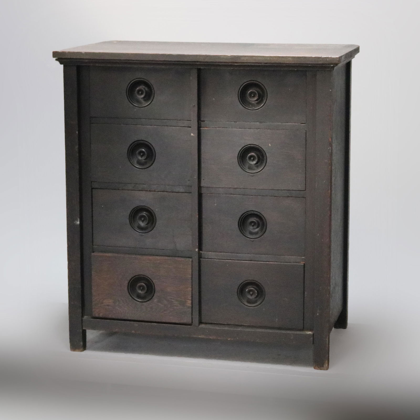 Arts & Crafts Mission Oak 8-Drawer Chest, c1910 (1 of 11)