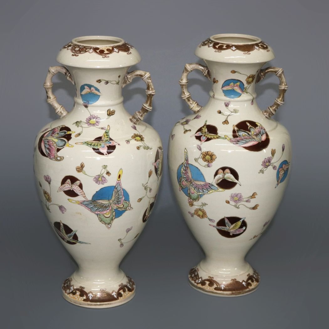 Pair of Japanese Satsuma Aesthetic Porcelain Vases (1 of 7)
