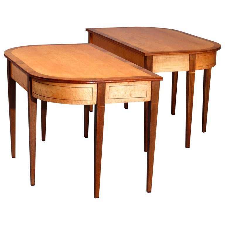 2 Hepplewhite Birdâ€™s-Eye, Tiger Maple & Mahogany (1 of 14)