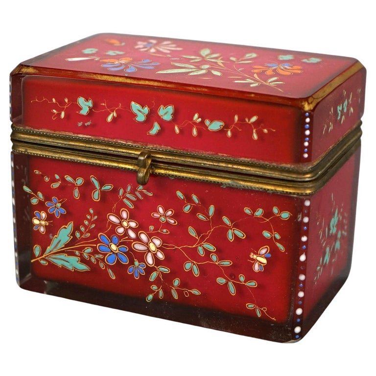 Antique Moser School Cased Glass Floral Decorated Dresser Box Circa 1890 (1 of 12)