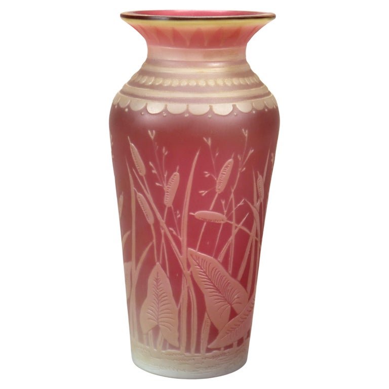 Antique Stevens & Williams Art Glass Cameo Vase Circa 1930 (1 of 9)