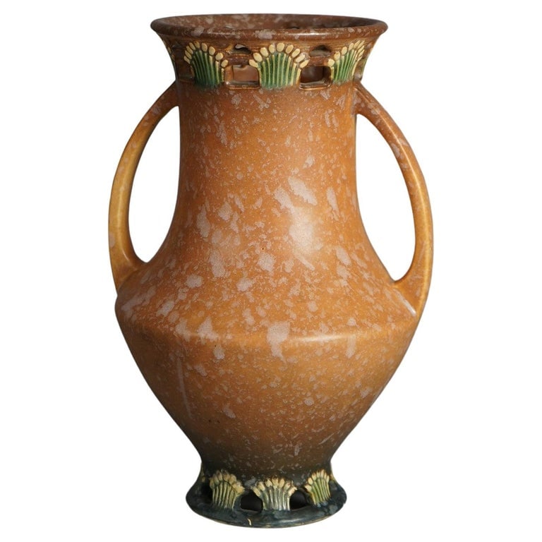 Antique Roseville Art Pottery Vase With Ferella Pattern C1930 (1 of 11)