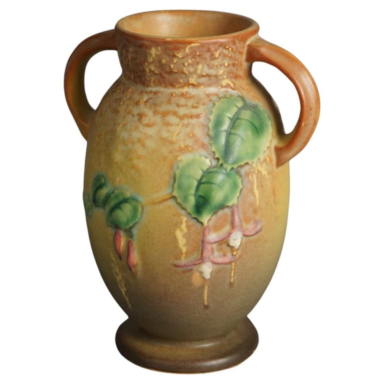 Roseville Art Pottery Brown Vase With Fuchsia Pattern C1939: Roseville Art Pottery Brown Vase With Fuchsia Pattern C1939. Measures - 6.25"H x 4.75"W x 3.5"D. *** OPTIONAL SHIPPING & DELIVERY - While onsite retrieval is always welcome at no charge, we offer IN-H