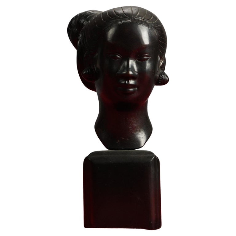 Japanese Cast Bronze Portrait Bust Sculpture of a Young WomanC1920 (1 of 9)