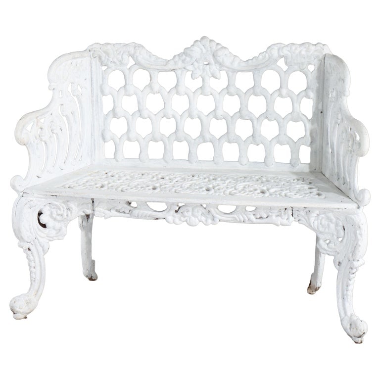 Coalbrookdale Iron Works Victorian Painted Cast Iron Trellis Garden Love Seat c1880: Antique Mott Iron Works Victorian Painted Cast Iron Garden Love Seat With Trellis & Floral Pattern C1880. Measures - 33.5"h x 43.5"w x 17.5"d. This exquisite Victorian garden love seat, crafted by Mot