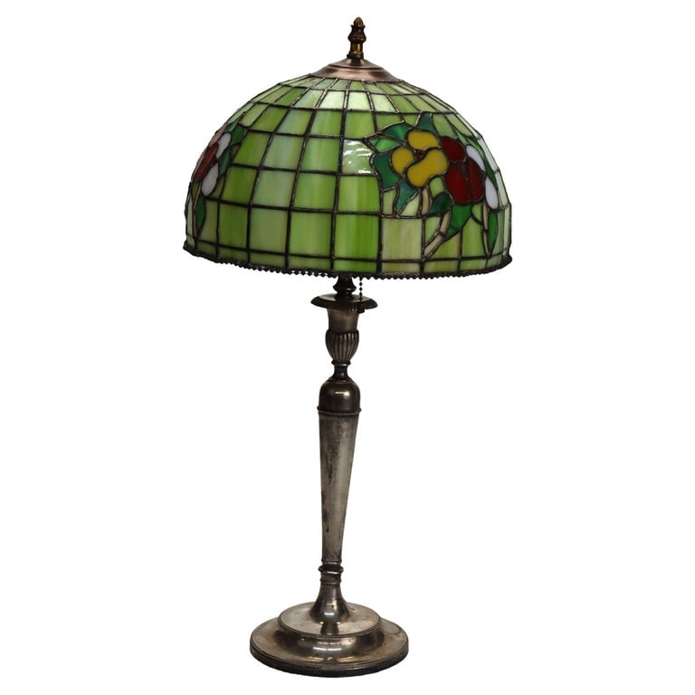 Arts & Crafts Leaded Stained Glass Table Lamp 20thC (1 of 10)