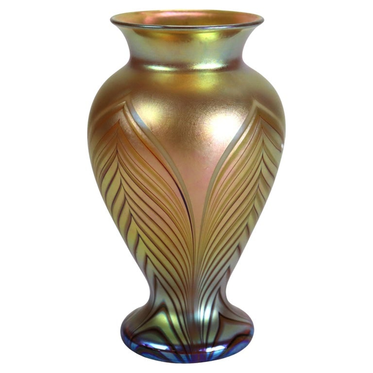 Art Nouveau Gold Iridescent Pulled Feather Studio Art Glass Vase (1 of 7)