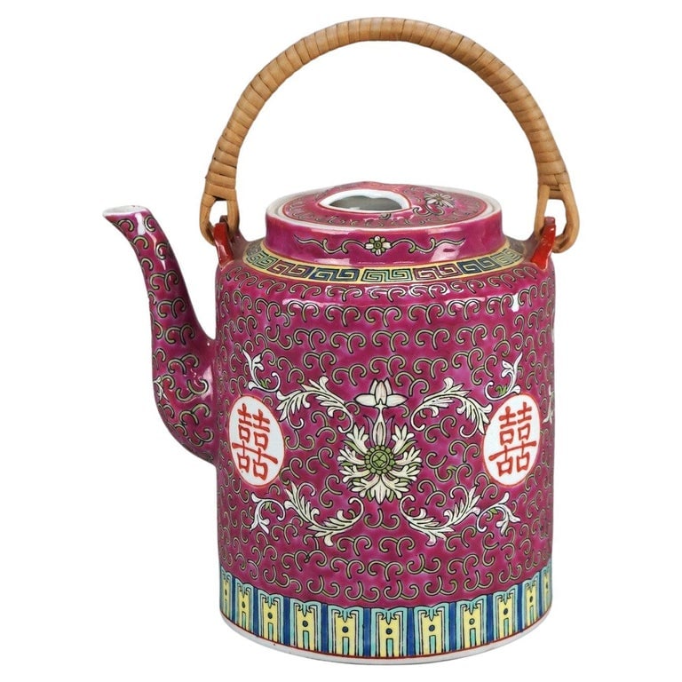 Antique Chinese Enameled Porcelain Teapot C1920 (1 of 7)