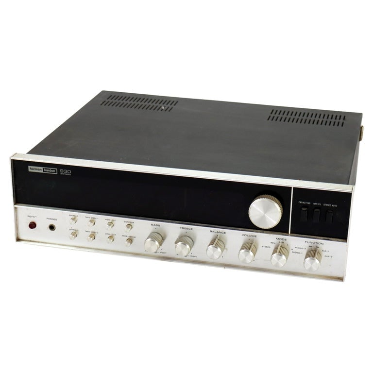 Vintage Harman Kardon 930 Receiver 20thC (1 of 13)