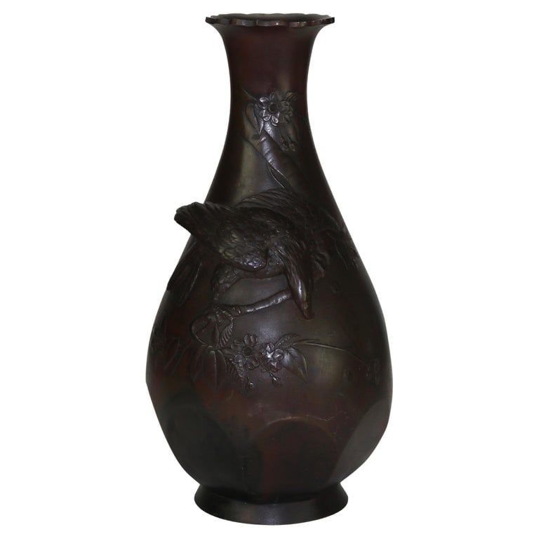 17" Antique Japanese Meiji Bronze Figural Eagle Open Bottom Vase c1900 (1 of 11)