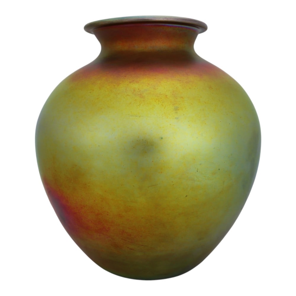 Oversized 12" Steuben Gold Aurene Bulbous Art Glass Vase, Unsigned, c1920: This oversized antique Steuben Gold Aurene art glass vase, dating to approximately 1920, exemplifies the exquisite craftsmanship of the Art Nouveau period. The vase features a distinctive bulbous form