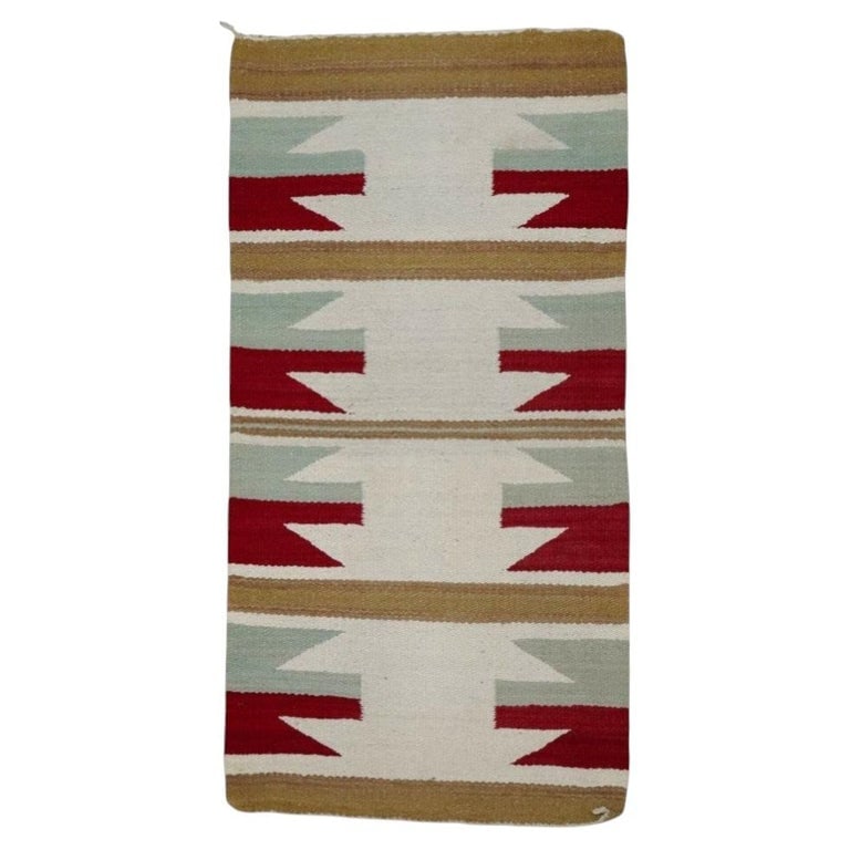 Native American Indian Navajo Spun & Woven 39"x20" Wool Saddle Blanket C1920: Native American Indian Navajo Spun & Woven Wool Saddle Blanket C1920. Measures - 38.5"L x 19.75"W. *** OPTIONAL IN-HOUSE SHIPPING & DELIVERY - While onsite retrieval is always welcome at no charge, IN