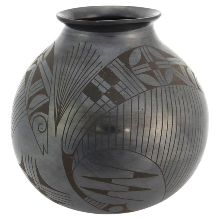 Large 10" Mexican Black On Black Pottery Olla By Jesus Pina 20thC (1 of 11)