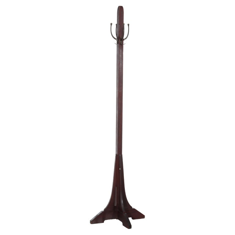 Arts & Crafts L&JG Stickley Mission Oak Hat & Coat Stand With Corbels C1910: This is an antique L & JG Stickley Mission Oak hat and coat stand, dating to circa 1910. Crafted from solid oak, the stand exemplifies the robust construction and clean lines characteristic of the Ame