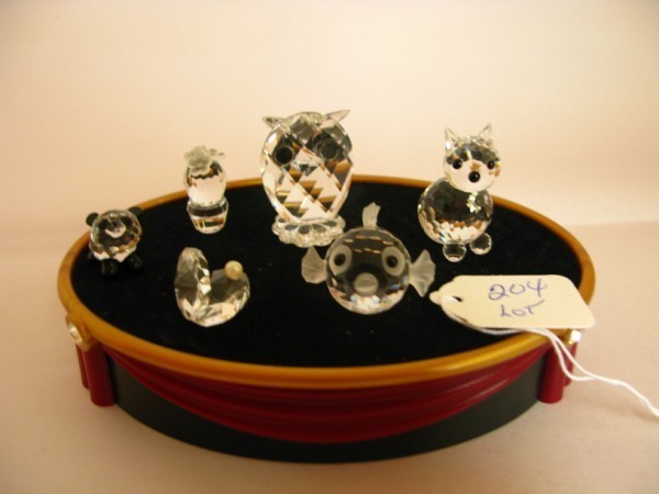 SWAROVSKI FIGURES: SWAROVSKI FIGURES, FISH,CAT, OWL, BEARCUB, OYSTER AND CACTUS. GOOD CONDITION