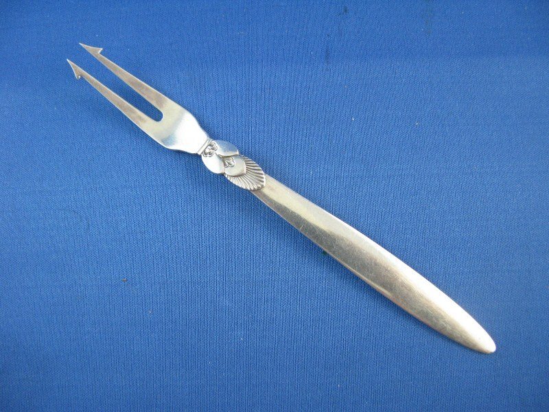 GEORG JENSEN STERLING HORS D'OEUVRE FORK: RETRO DESIGN 6" L 26.9 G