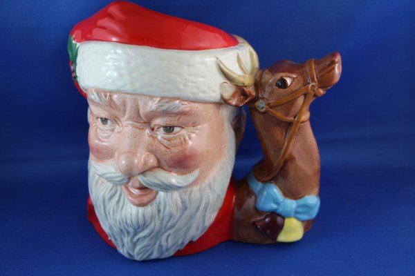 ROYAL DOULTON FIGURINE "SANTA CLAUS" D6675: "SANTA CLAUS" D6675