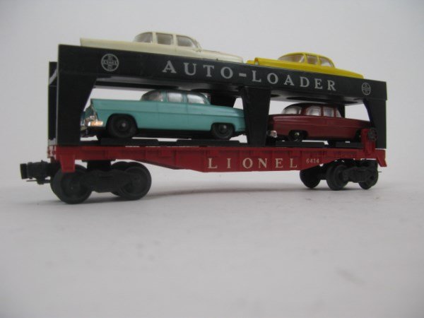 LIONEL #6414 AUTO LOADER WITH FOUR PREMIUM CARS: EVANS AUTO LOADER AND CARS ALL IN VERY GOOD CONDITION