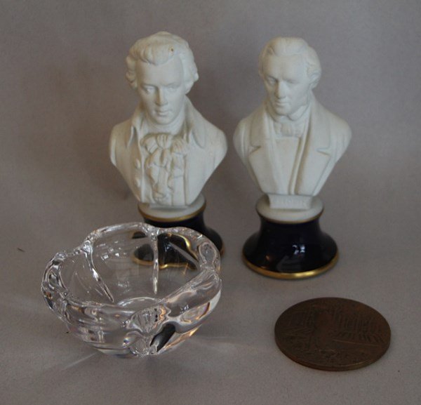 PR. LIMOGE PORCELAIN BUSTS, CHOPIN BRONZE MEDAL +: SIGNED DAUM FRANCE FLORAL BOWL, 4" W AND PAIR OF FRENCH PEACOCK PATTERN CUPS AND SAUCERS BUSTS ARE 5.5" H