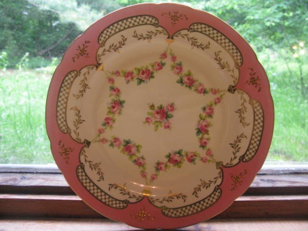 SET OF EIGHT MINTON PLATES (1 of 4)