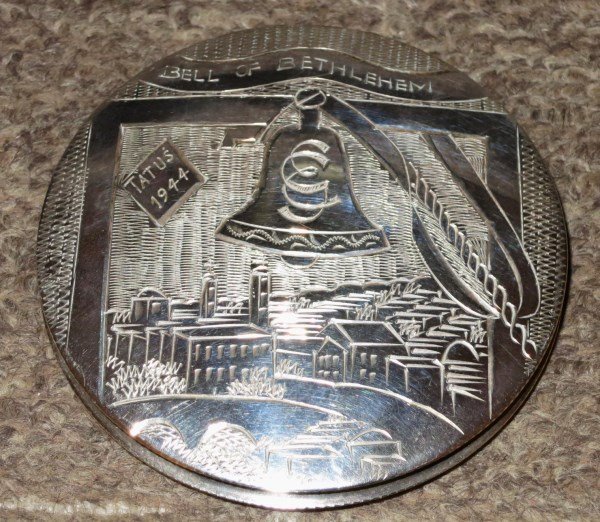 ISRAELI 833 SILVER COMPACT: HALLMARKED LG 833, DATED 1944