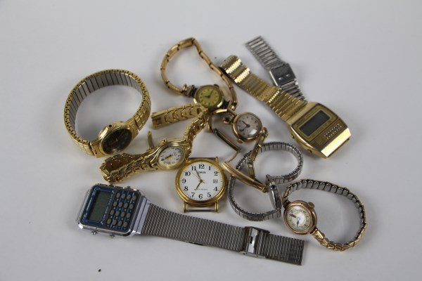 LOT OF MENS AND LADIES VINTAGE WATCHES: SEIKO ETC