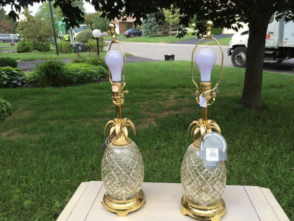 PAIR OF WATERFORD CRYSTAL "HOSPITALITY" LAMPS (1 of 2)