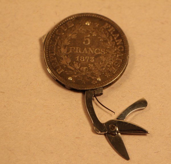 1873 FIVE FRANC COIN MANICURE SET CONVERSION: CONTAINS SCISSORS, A FILE ETC