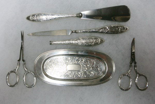 BIRKS STERLING MANICURE SET (1 of 2)