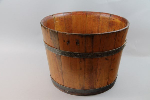ANTIQUE MAPLE SAP BUCKET (1 of 1)