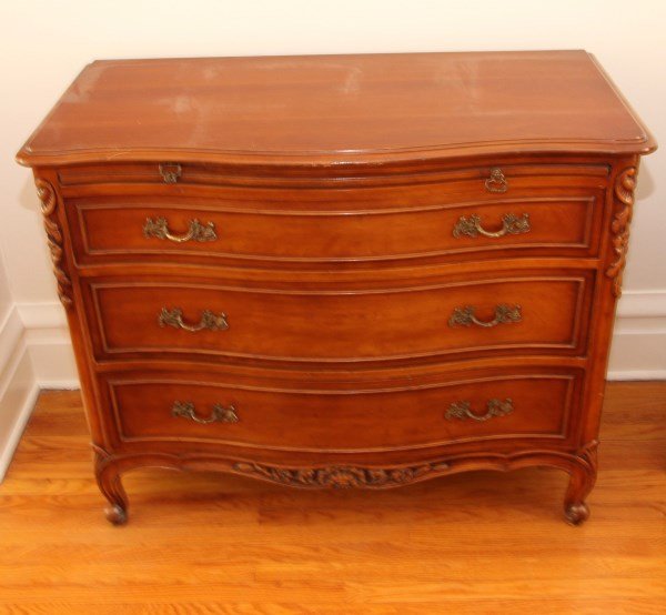 J. B. VAN SCIVER - CHERRY SERPENTINE FRONT SERVER (1 of 1)