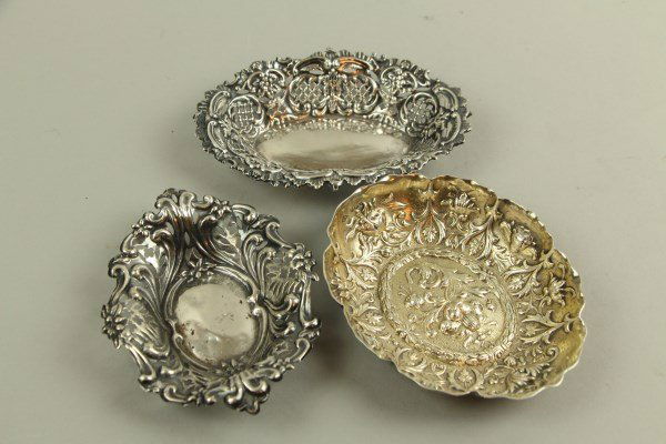 THREE ENGLISH HALLMARKED STERLING SWEET MEAT TRAYS (1 of 2)