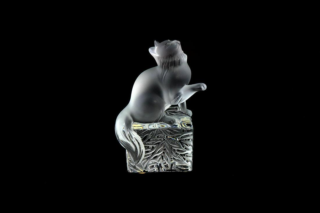 Lalique "Doucha" Cat on Base (1 of 1)