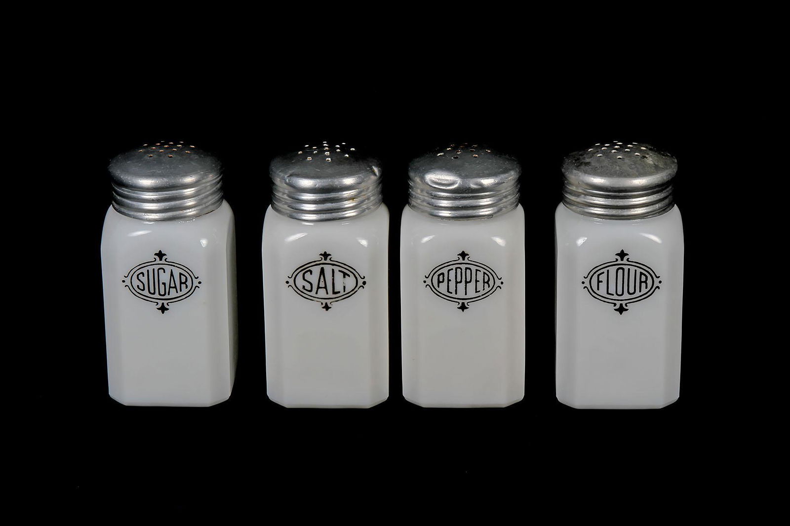 Vintage Depression Glass Mckee Custard? Shaker Set (1 of 1)