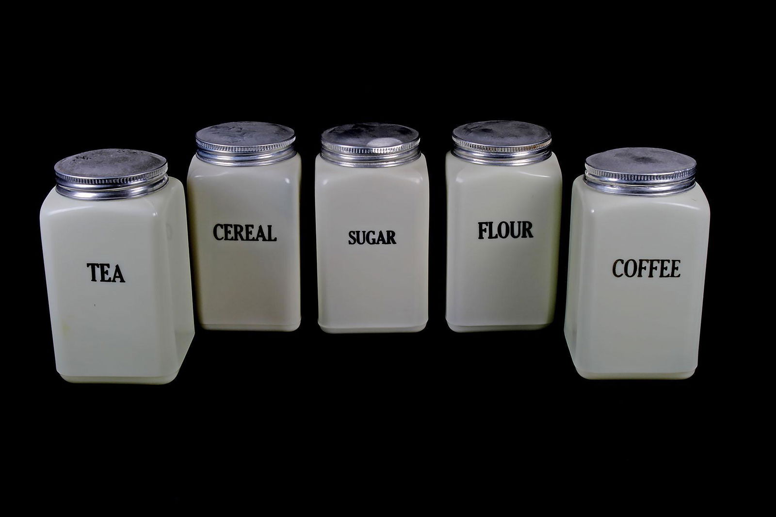 Vintage Depression Glass McKee Custard 5 Pc. Kitchen (1 of 1)