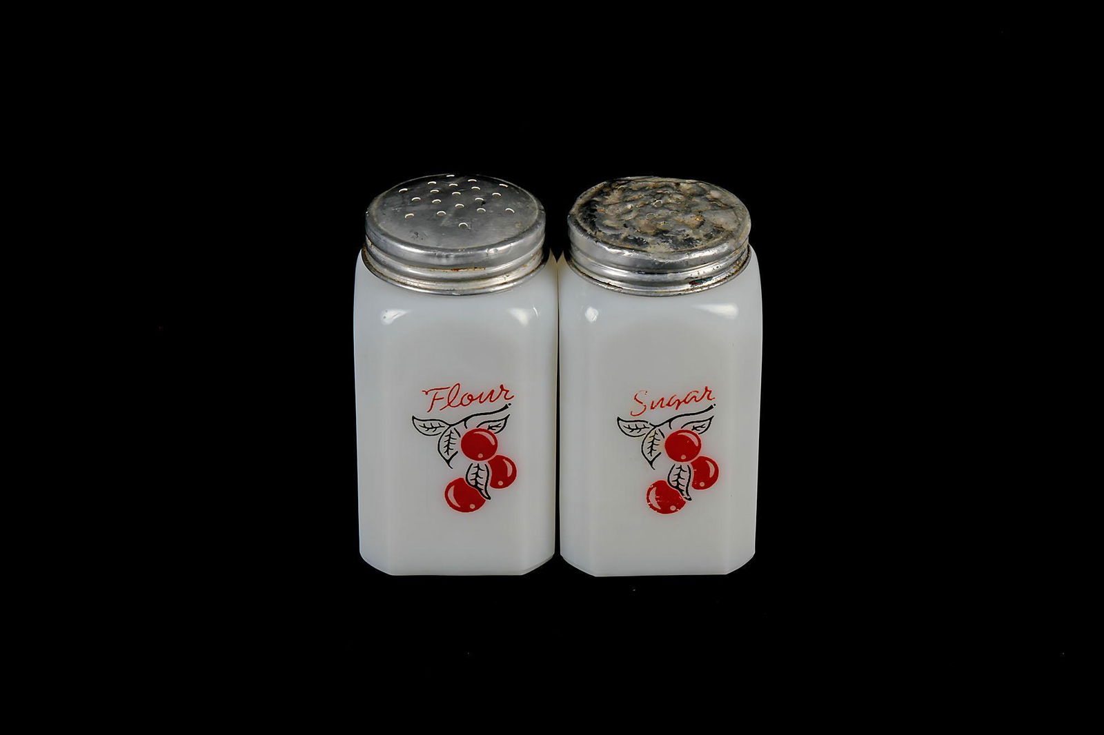 Vintage Depression Glass 2 Pc Sugar Flour Shakers (1 of 1)