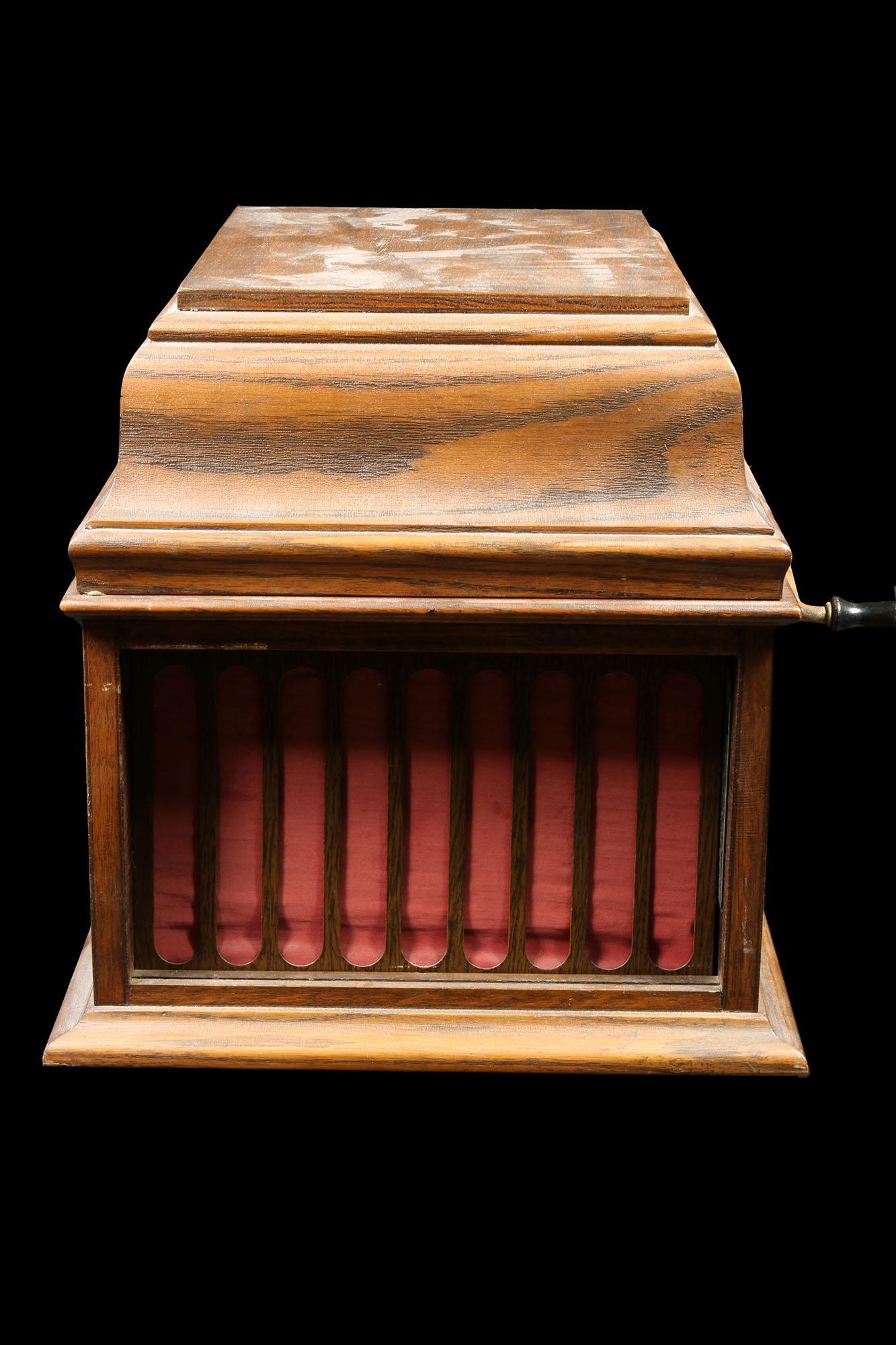 Vintage Edison Victrola Cylinder Player Cabinet Model (1 of 2)