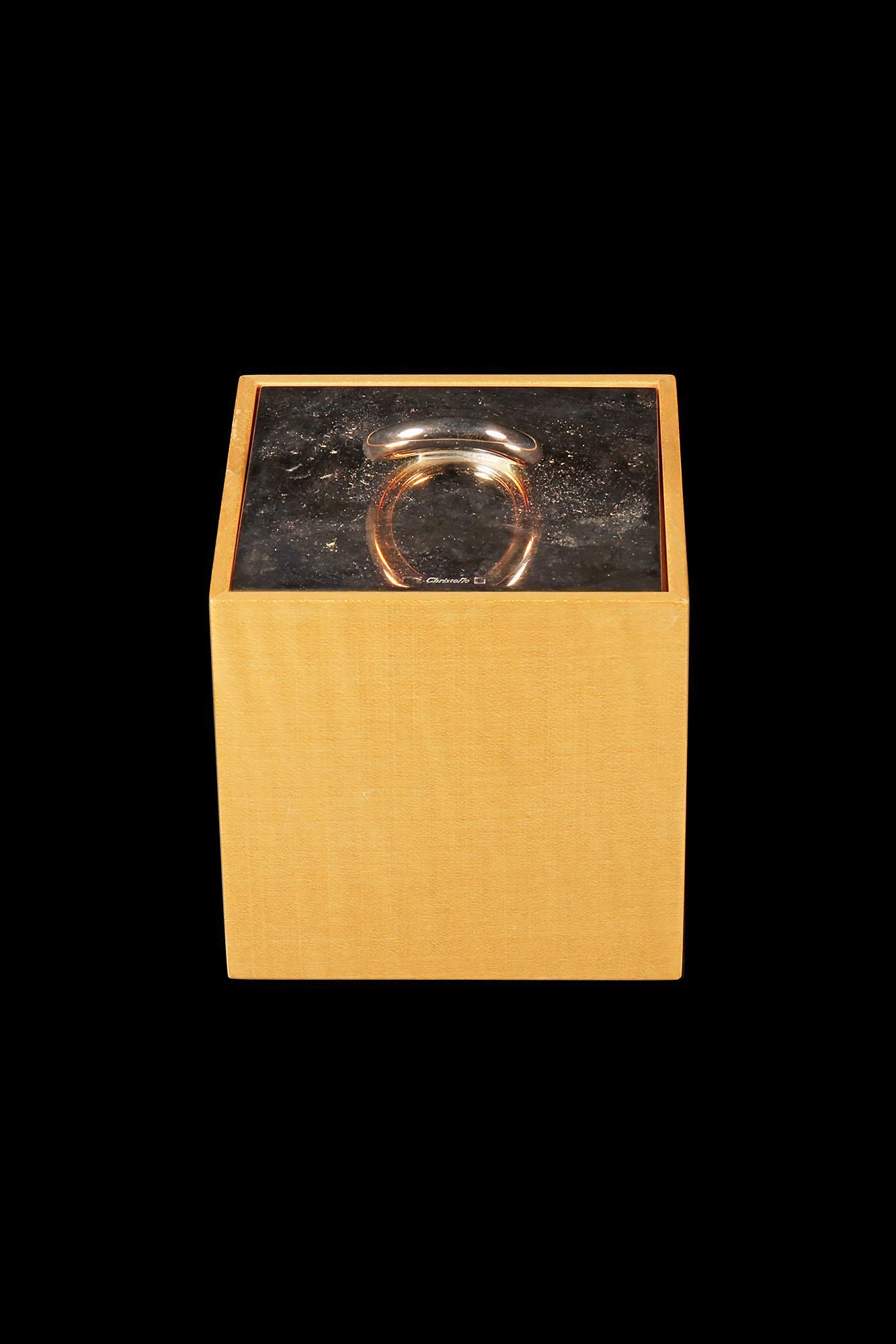 Christofle Plate and Wood Dresser Box: Christofle Plate and Wood Dresser Box measuring 3 1/2". Showing no visible issues. Please review all photos closely. The nonappearance of a condition report does not mean that the lot is in perfect co