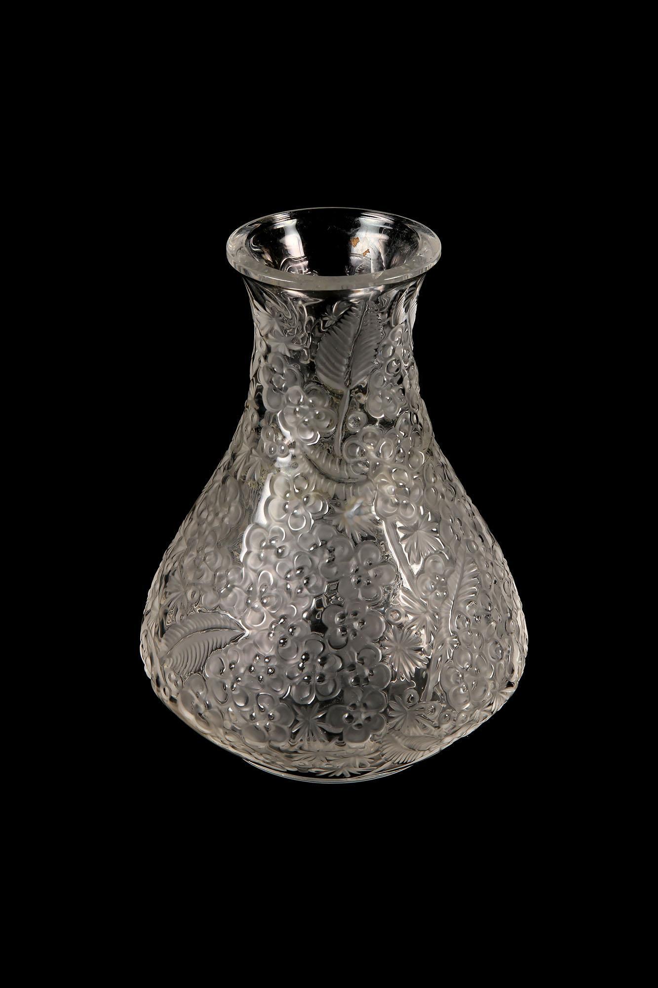 Estate Small Lalique France Vase (1 of 2)