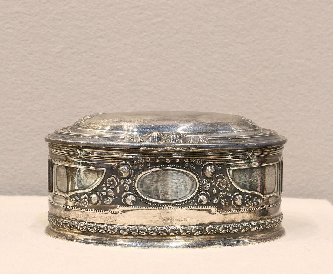 Camusso Sterling Silver Floral Jewelry Box (1 of 3)