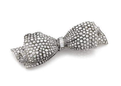 Fred Leighton Platinum 31.70ct Diamond Bow Tie Brooch