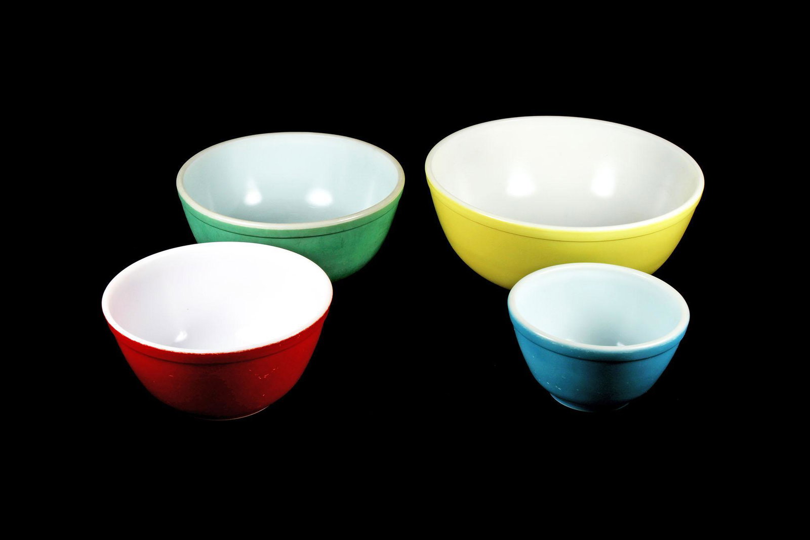 Vintage Depression Glass Pyrex Mixing Bowl Set (1 of 1)