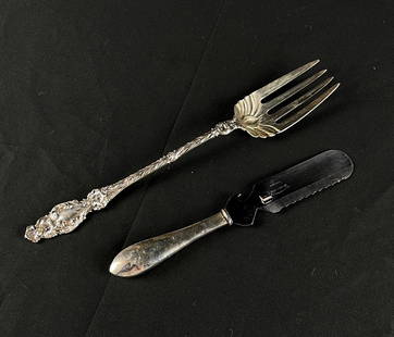 Sterling Silver Serving Fork & Knife: Sterling Silver Serving Fork - 11.75", 4 ozt Knife - 8.75" Please review all photos closely. The nonappearance of a condition report does not mean that the lot is in perfect condition, does