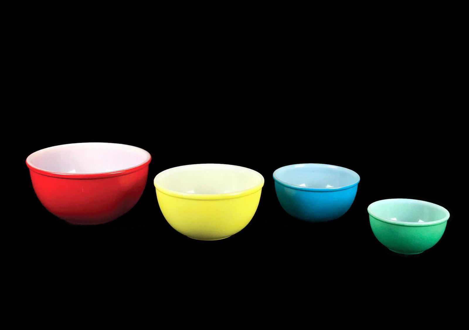 Lot of 4 Fire King Bowls (1 of 7)