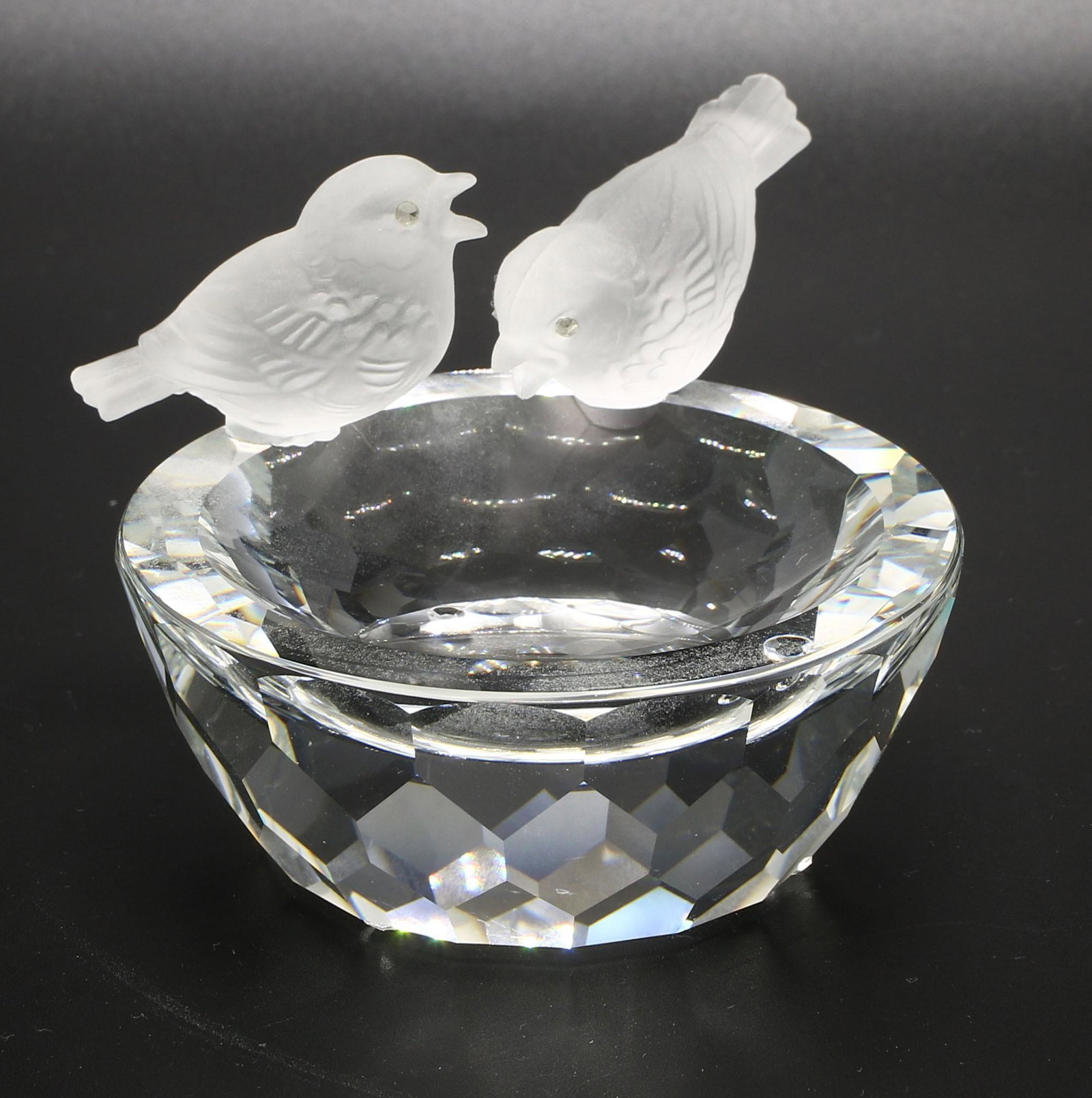 Swarovski Crystal Feathered Beauties Bird Bowl (1 of 3)