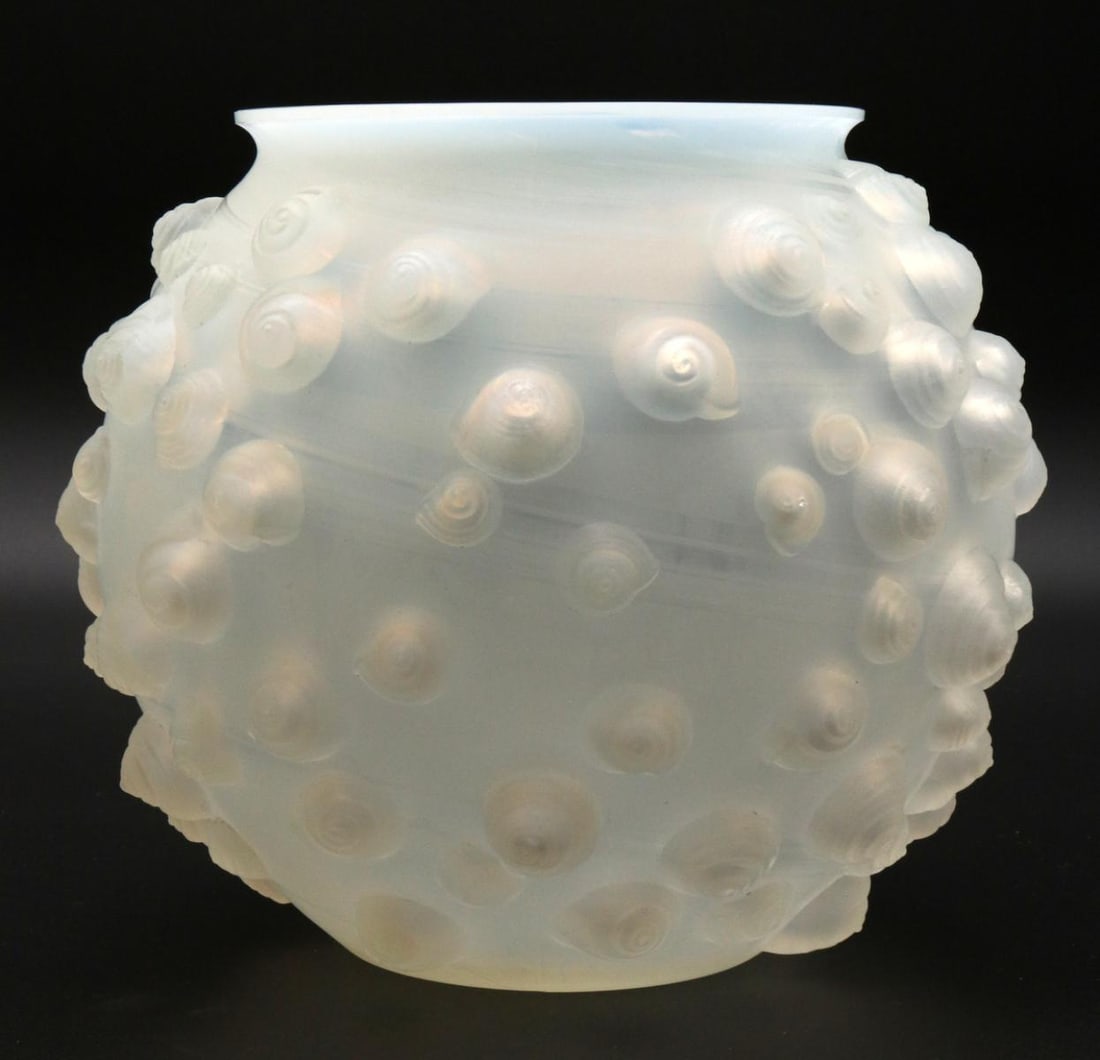Rene Lalique "Palissy" Opalescent Glass Vase (1 of 5)