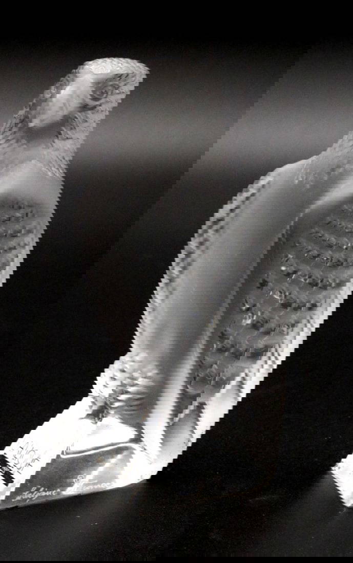 Lalique Crystal Eagle Paperweight Auction