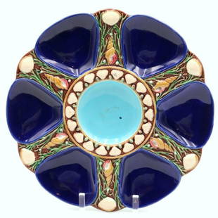 Antique Minton Majolica 6 Well Oyster Plate: Antique Minton Majolica 6 Well Oyster Plate. Cobalt blue. Measures approx. - 9&#34; diameter. Have a similar item to sell? Contact us at info&#64;marketauctionsinc.com Please review all photos closely