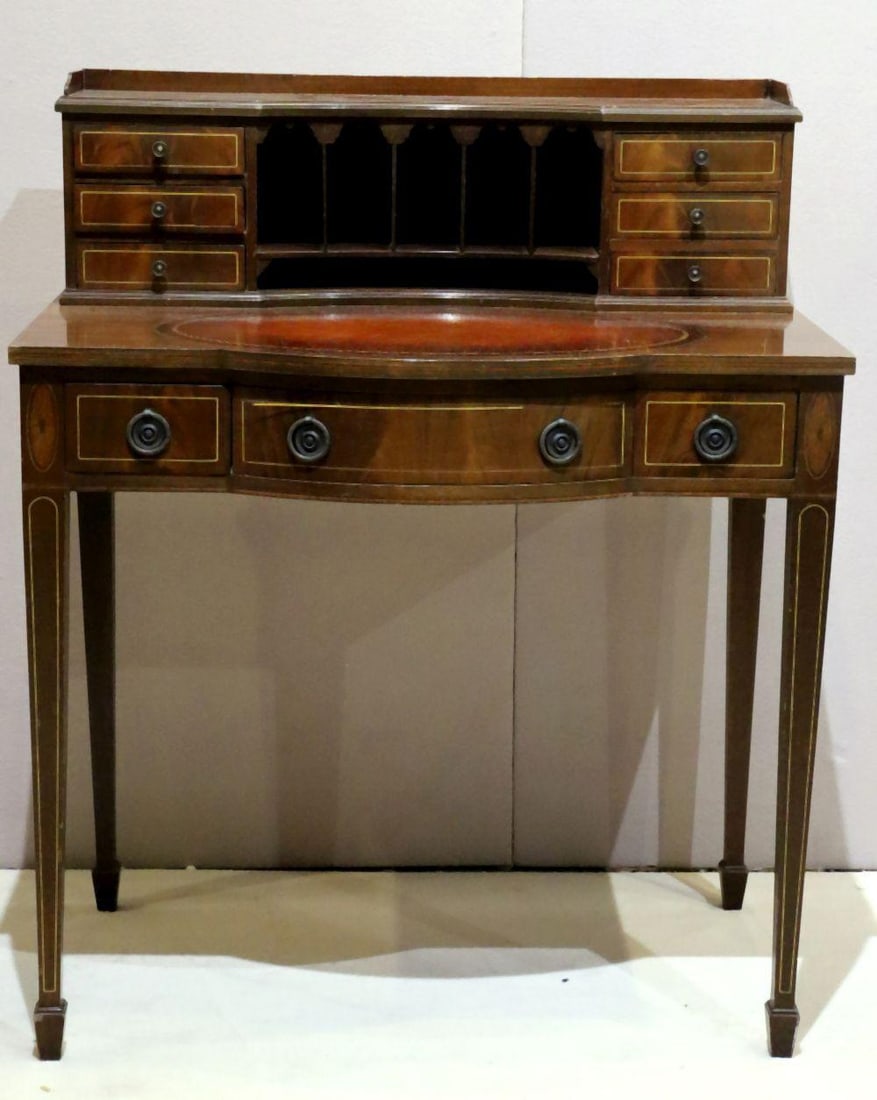 Vintage Mahagony Leather Top Writing Desk (1 of 4)